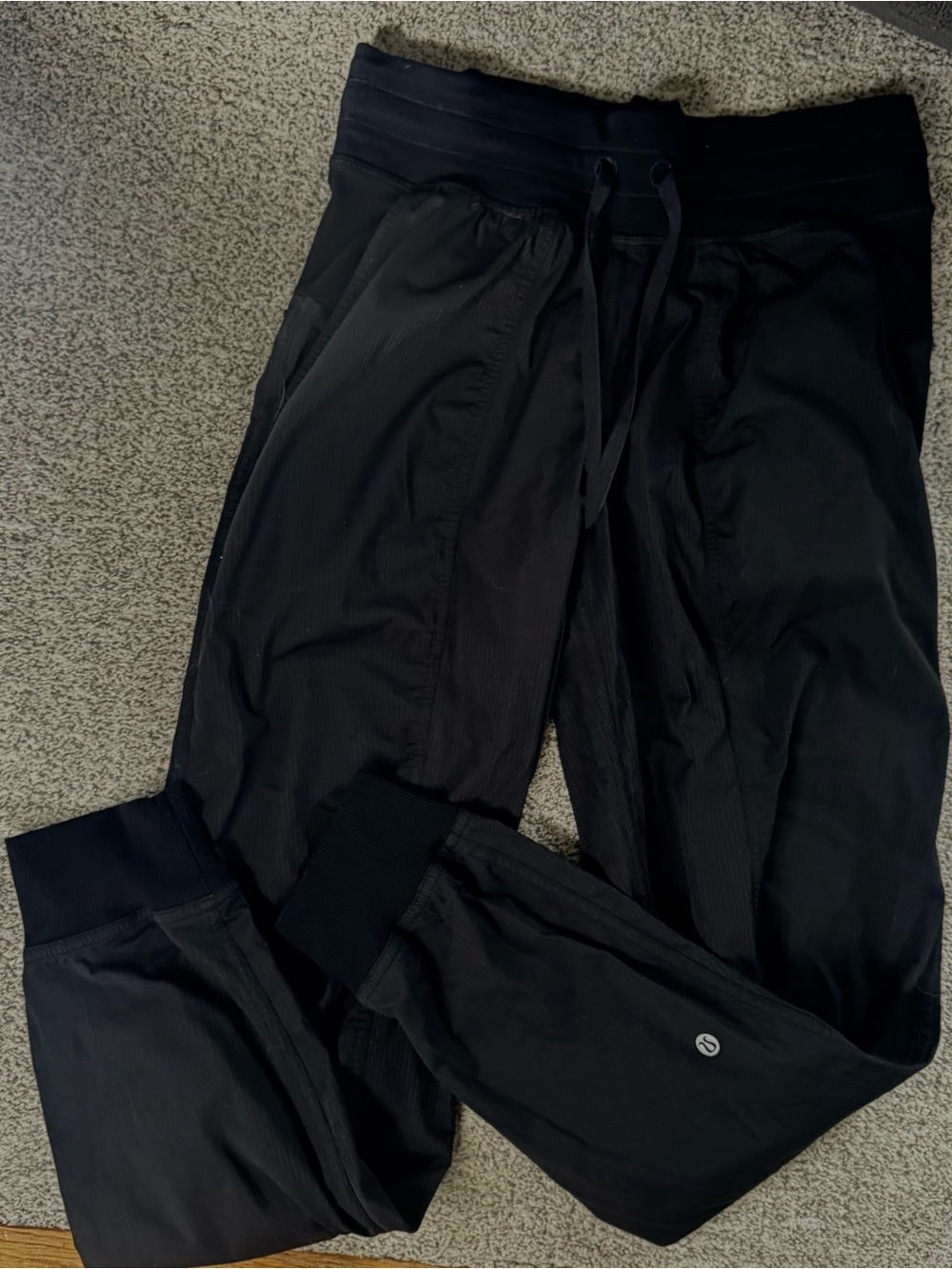 Dance studio size 6 women’s regular mid rise jogger pants black